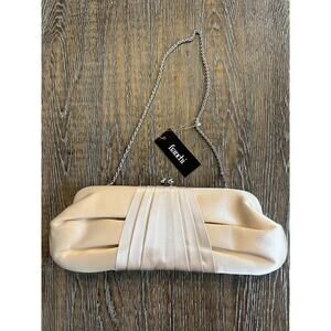 NWT Franchi Evening Champagne Gold %100 Silk Small Handbag Clutch